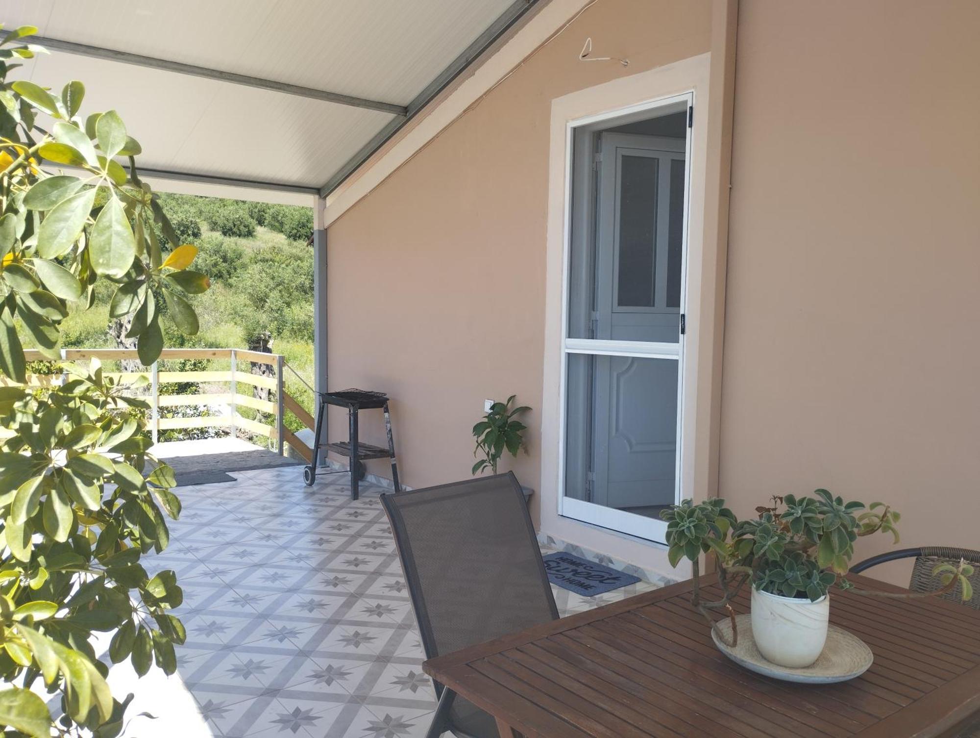 Spiti Lou Apartment Notos Стая снимка